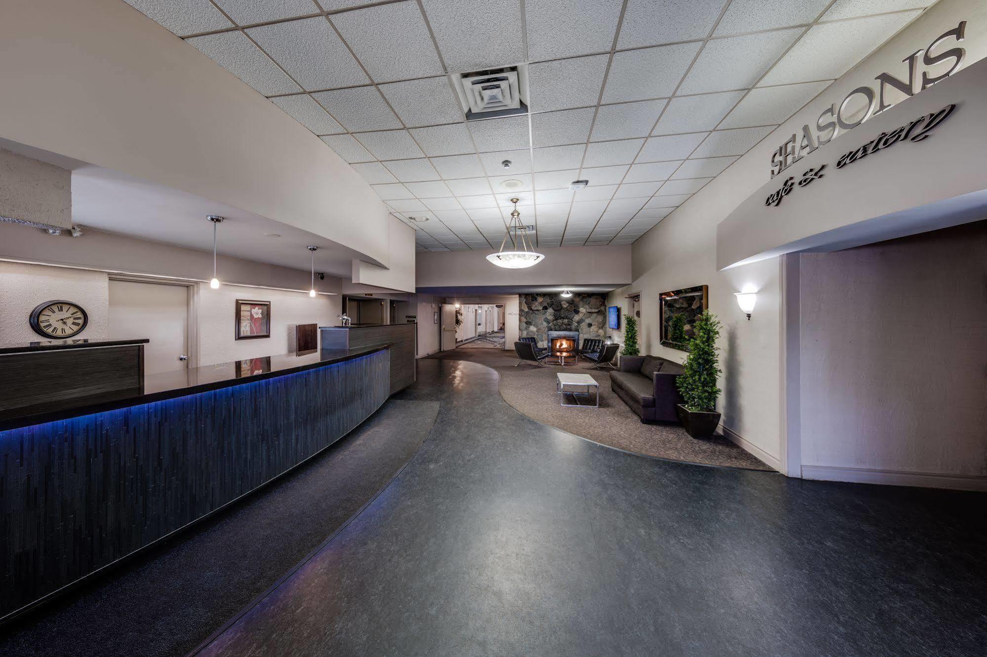 Heritage Inn Hotel & Convention Centre - Moose Jaw Zewnętrze zdjęcie